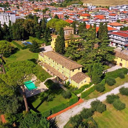 Agriturismo Villa Irelli Castellalto Екстериор снимка